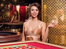 mybet88 লাইভ গেম সেন্টারের রিয়েল-টাইম ডিলার টেবিল
